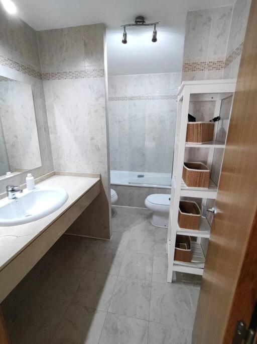 Full Apartment With Private Pool 埃斯特波纳 外观 照片