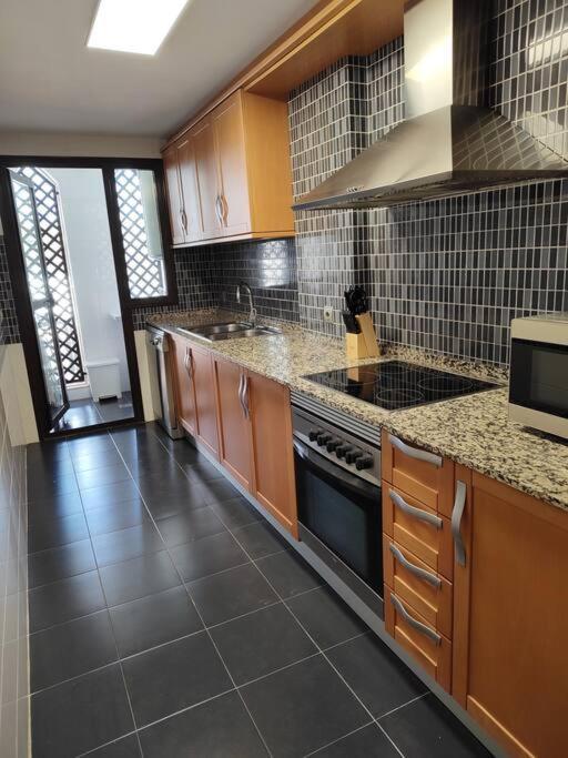 Full Apartment With Private Pool 埃斯特波纳 外观 照片